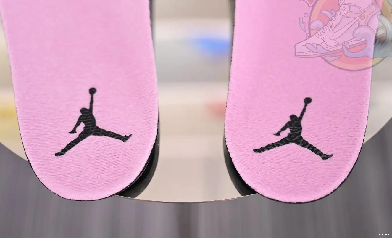 Jordan Air Jordan 4“Orchid” 0427